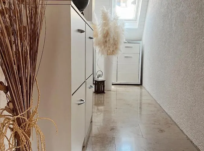 公寓 Moselflair Mit Direktem Blick Auf Mosel Und Weinberge *