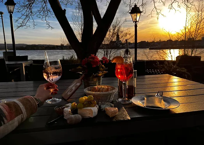 Moselflair Mit Direktem Blick Auf Mosel Und Weinberge 公寓 *